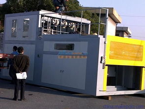 上海香廣XG-2520汽車內(nèi)飾件厚板吸塑成型機(jī) 內(nèi)飾制造的精密利器